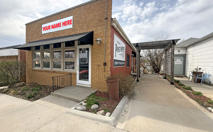 Pictures of Retail property located at 2812 N Main Street, Omaha, NE 68022 for lease - image #1