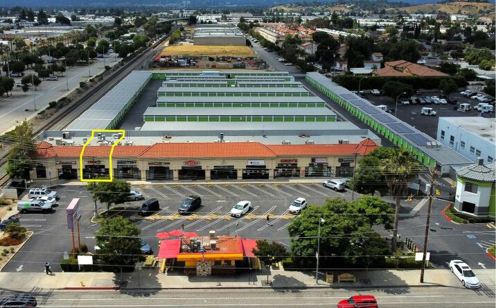 Pictures of Retail, Restaurant property located at 21514 Devonshire St, Los Angeles, CA 91311 for lease - image #1