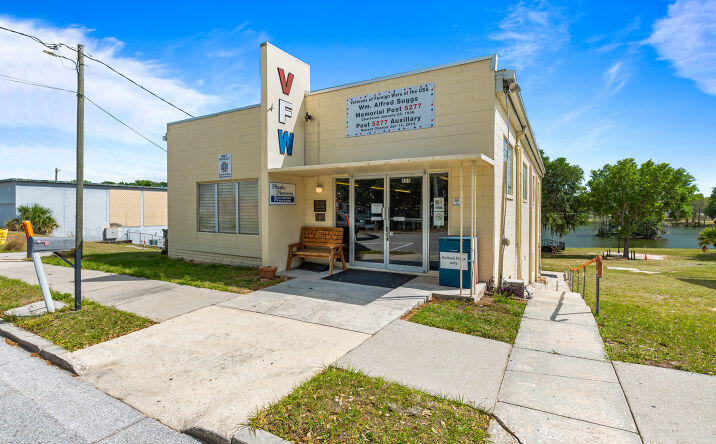 Pictures of Retail, Office property located at 855 W Desoto St, Clermont, FL 34711 for lease - image #1