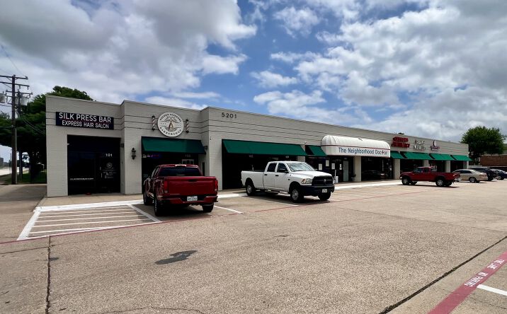Pictures of Retail, Office property located at 5201 South Cooper Street, Arlington, TX 76017 for lease - image #1