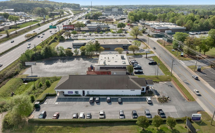 Pictures of Retail, Office property located at 701 Congaree Rd, Greenville, SC 29607 for lease - image #1