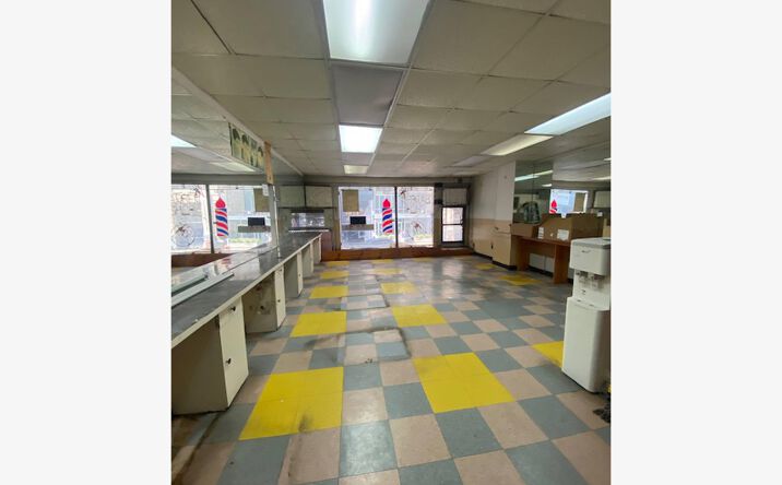 Pictures of Retail, Office property located at 18 W 37TH ST, NEW YORK, NY 10018-7494 for lease - image #1