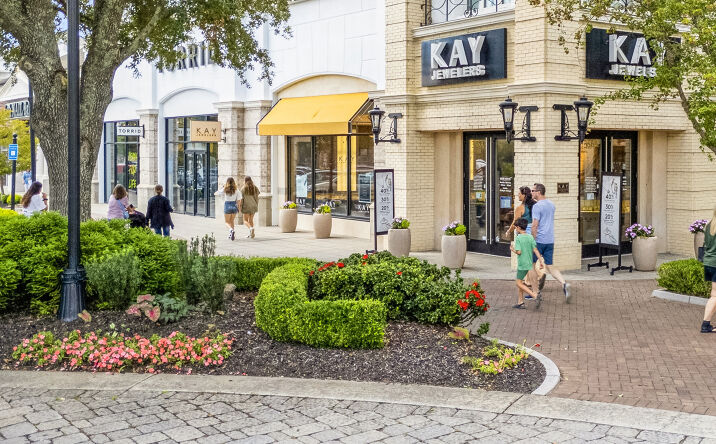 Pictures of Retail property located at 312 Newnan Crossing Byp, Newnan, GA 30265 for lease - image #1