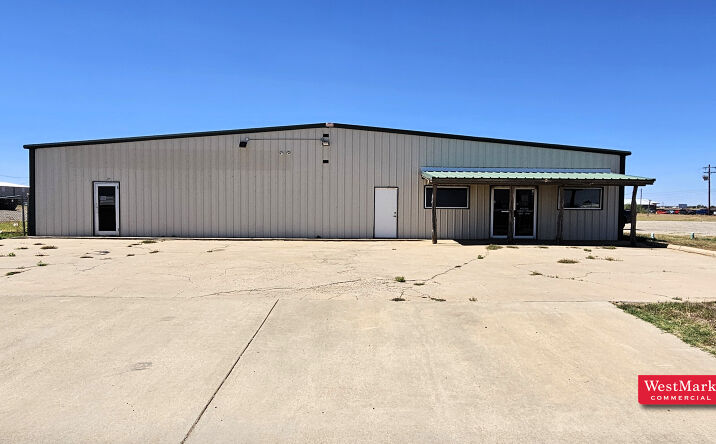 Pictures of Industrial property located at 3701 N Frankford Ave, Lubbock, TX 79416 for lease - image #1