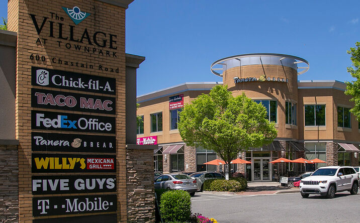 Pictures of Retail, Office, Restaurant property located at 600 Chastain Rd NW, Kennesaw, GA 30144 for lease - image #1