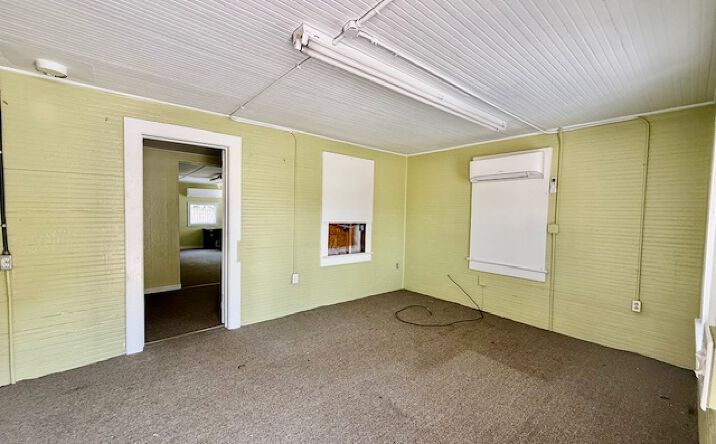 Pictures of Industrial property located at 323 N Delaware Ave, DeLand, FL 32720 for lease - image #1