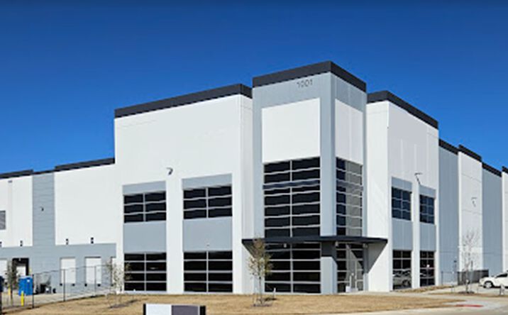 Pictures of Industrial property located at 1001 E Wintergreen Rd, DeSoto, TX 75115 for lease - image #1