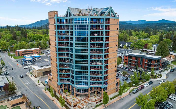 Pictures of Office property located at 701 E. Front Ave, Coeur d'Alene, ID 83814 for lease - image #1