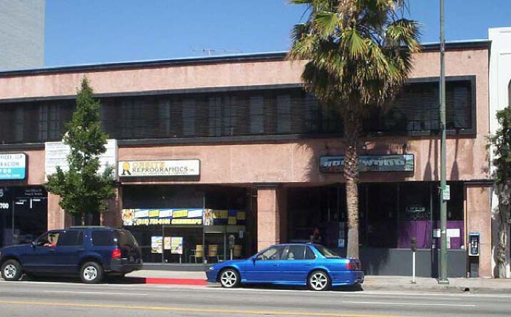 Pictures of Retail property located at 6310-6318 Van Nuys Blvd, Van Nuys, CA 91401 for lease - image #1