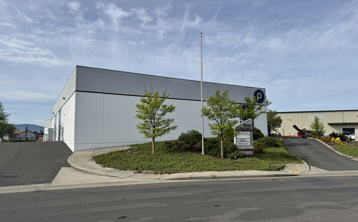 Pictures of Industrial property located at 541 Parsons Dr, Medford, OR 97501 for lease - image #1