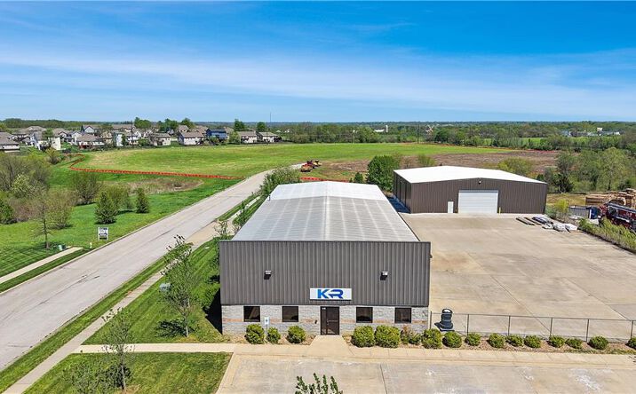 Pictures of Industrial property located at 990 Premier Drive, Kearney, MO 64060 for lease - image #1