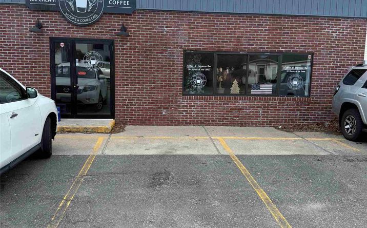 Pictures of Retail property located at 14 A Washington Avenue, Islip, NY 11796 for lease - image #1