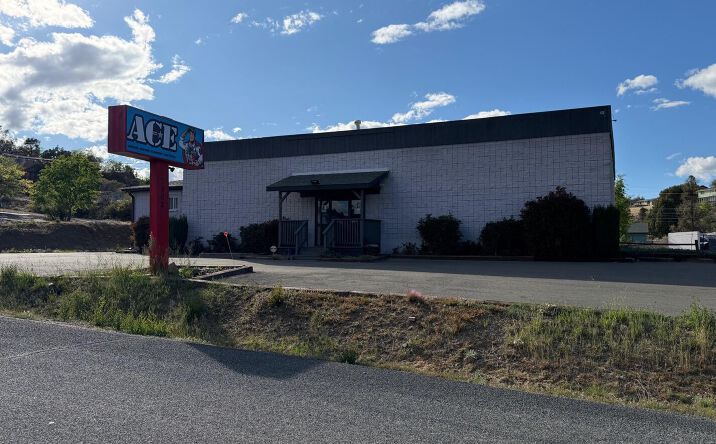 Pictures of Industrial, Office, Retail property located at 1302 N Rhinestone Drive, Prescott, AZ 86301 for lease - image #1