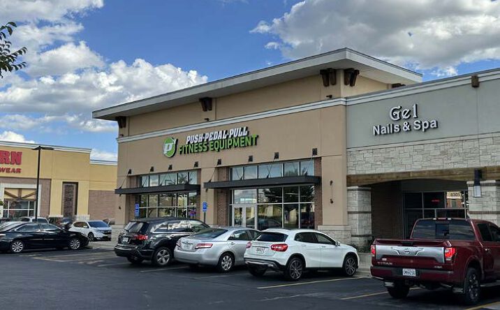 Pictures of Retail property located at 8365 N Booth Ave, Kansas City, MO 64158 for lease - image #1