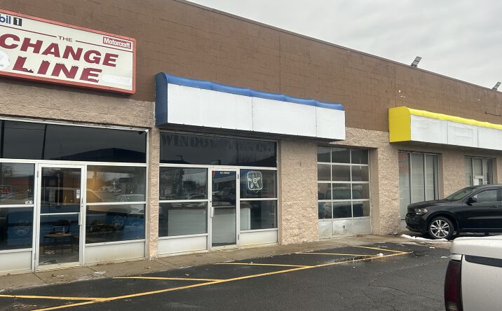 Pictures of Special Purpose property located at 163 N Groesbeck Hwy, Mt Clemens, MI 48043 for lease - image #1