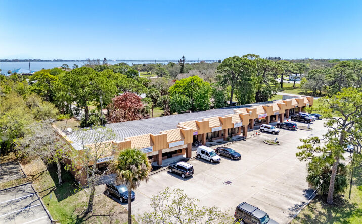 Pictures of Retail, Office property located at 2715 N Harbor City Boulevard 12, Melbourne, FL 32935 for lease - image #1
