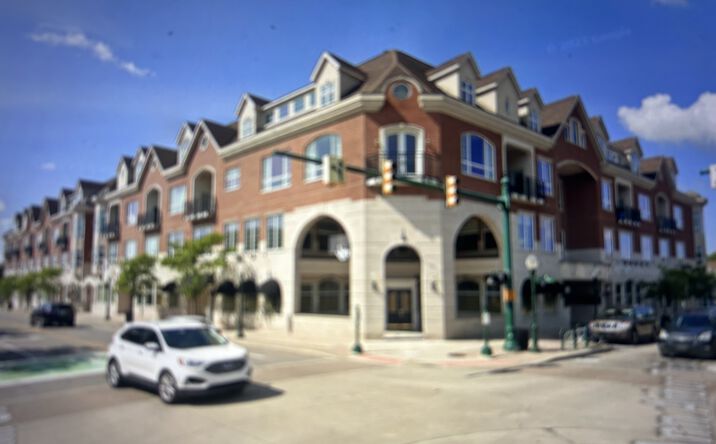 Pictures of Retail, Office property located at 801 W Ann Arbor Trail, Plymouth, MI 48170 for lease - image #1