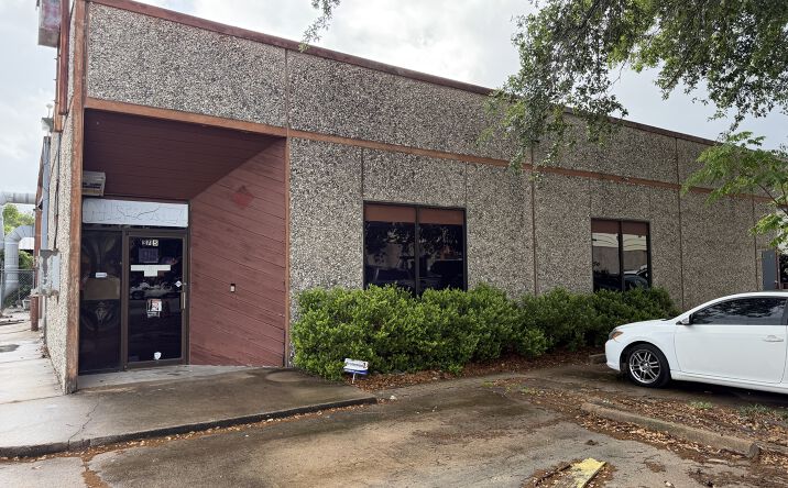 Pictures of Industrial property located at 3715 Artdale Street, Houston, TX 77063 for lease - image #1