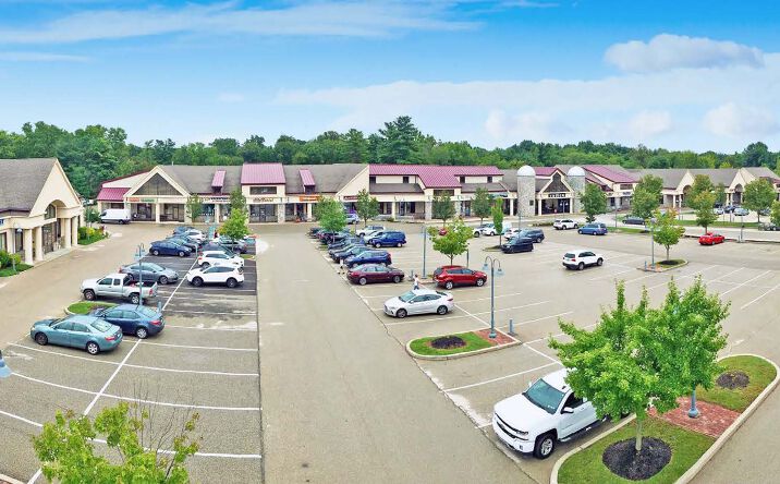Pictures of Retail, Restaurant property located at 694 Dekalb Pike, Blue Bell, PA 19422 for lease - image #1