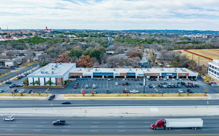 Pictures of Retail, Office property located at 2800 South IH-35, Austin, TX 78704 for lease - image #1