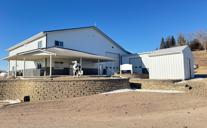Pictures of Industrial property located at 1664 Ashley Avenue, Larchwood, IA 51241 for lease - image #1
