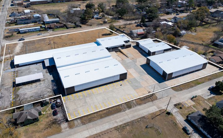 Pictures of Industrial property located at 1305 W Jackson Ave, Pasadena, TX 77506 for lease - image #1