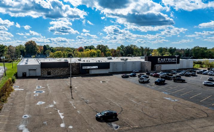 Pictures of Industrial, Retail property located at 3000 Atlantic Blvd NE, Canton, OH 44705 for lease - image #1