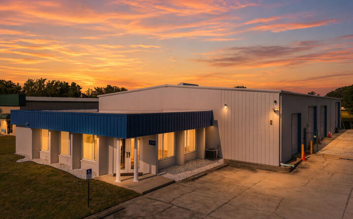 Pictures of Industrial property located at 1734 Apex Rd, Sarasota, FL 34240 for lease - image #1