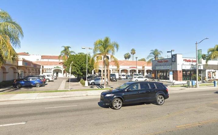 Pictures of Retail property located at 3411-3429 E Anaheim St, Long Beach, CA 90804 for lease - image #1