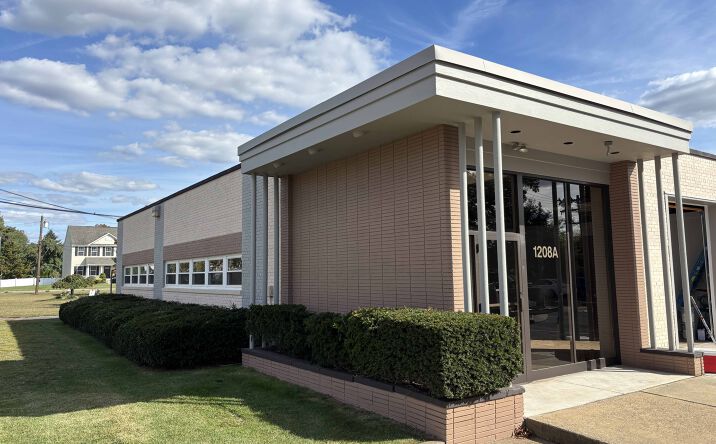 Pictures of Industrial property located at 1208 Columbus Rd, Burlington, NJ 08016 for lease - image #1