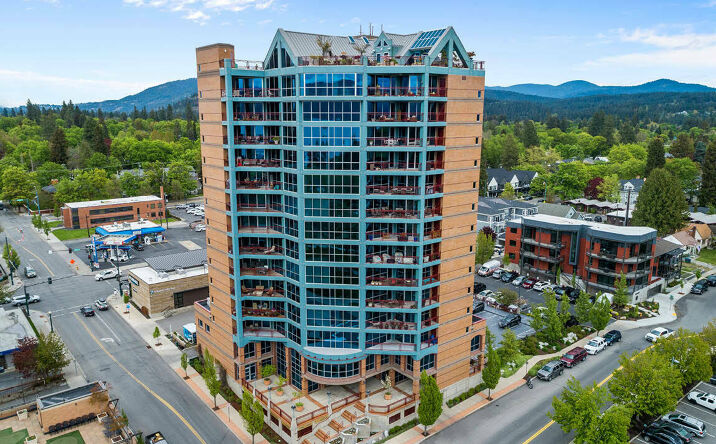 Pictures of Office property located at 701 E. Front Ave, Coeur d'Alene, ID 83814 for lease - image #1