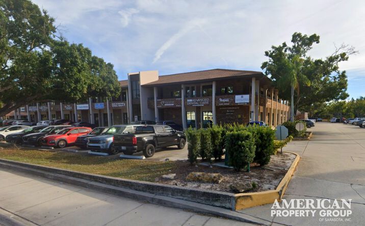 Pictures of Office property located at 3920 Bee Ridge Rd, Sarasota, FL 34233 for lease - image #1