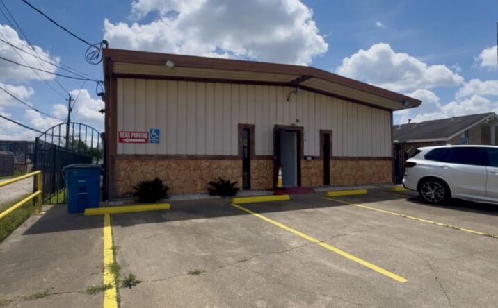 Pictures of Retail, Office property located at 510 Mississippi St, South Houston, TX 77587 for lease - image #1