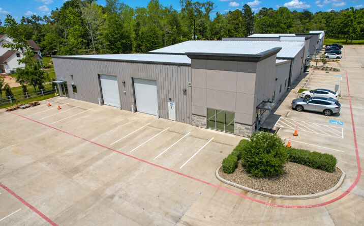 Pictures of Industrial property located at 8767 West Ln, Magnolia, TX 77354 for lease - image #1