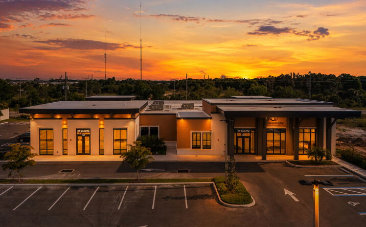 Pictures of Office, Retail property located at 409 Serano Way, Nokomis, FL 34275 for lease - image #1