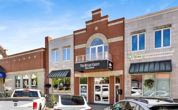 Pictures of Office property located at 505 Front St, Lynden, WA 98264 for lease - image #1