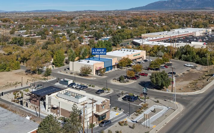 Pictures of Retail, Restaurant, Office property located at 101 Herdner Rd, Taos, NM 87571 for lease - image #1