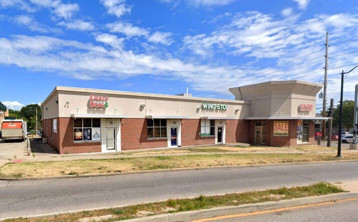 Pictures of Retail property located at 7201 Natural Bridge Rd, St. Louis, MO 63121 for lease - image #1