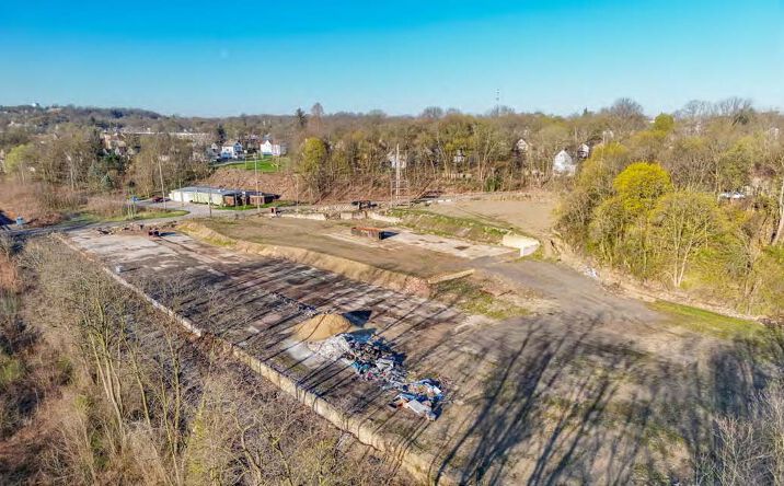Pictures of Land property located at 1007 Bank St, Akron, OH 44305 for lease - image #1