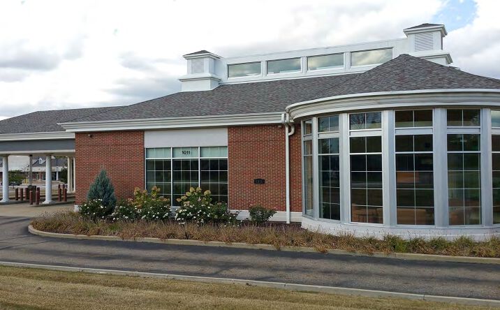 Pictures of Retail property located at 1011 E. Aurora Road, Macedonia, OH 44056 for lease - image #1