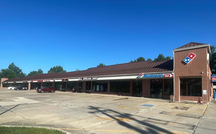 Pictures of Retail property located at 5600 Wallings Rd, North Royalton, OH 44133 for lease - image #1