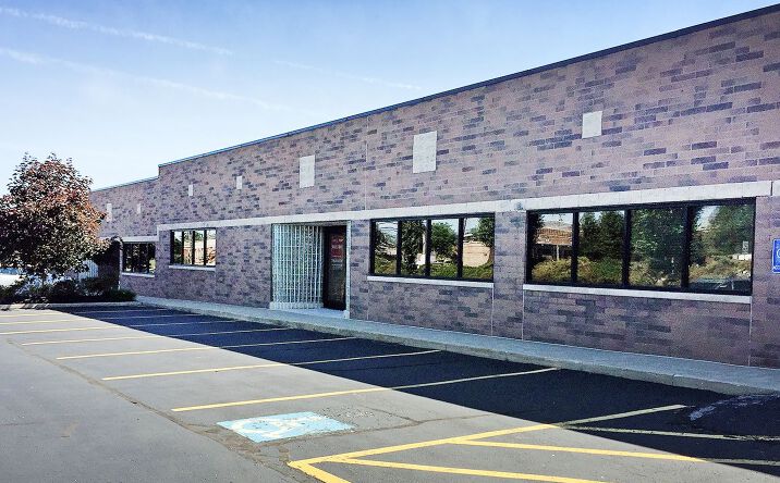 Pictures of Office property located at 6325 Cochran Road, Solon, OH 44139 for lease - image #1