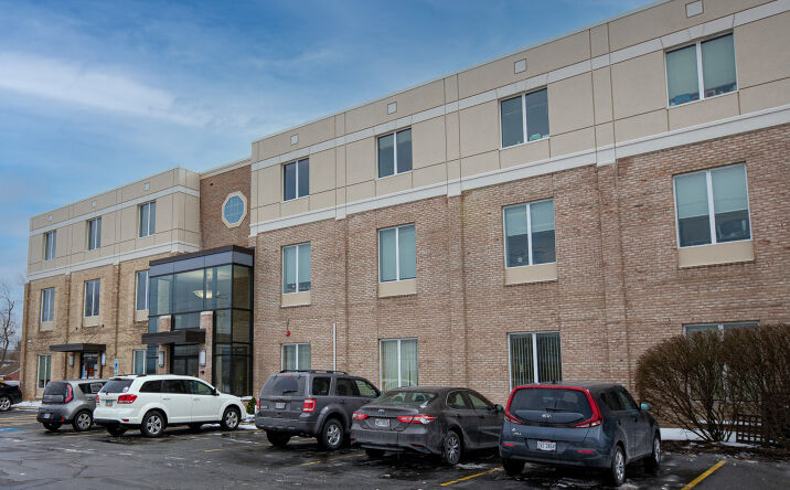 Pictures of Office property located at 24441-24481 Detroit Road, Westlake, OH 44145 for lease - image #1