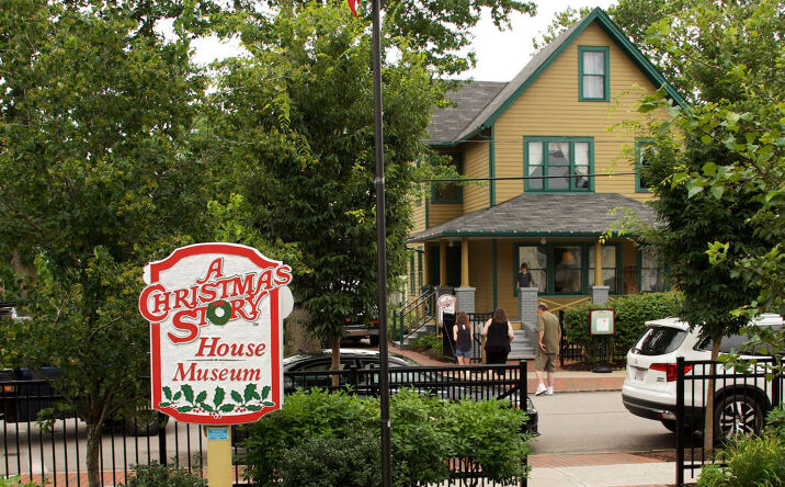 Pictures of Retail property located at 1910 Abbey Avenue, Cleveland, OH 44113 for lease - image #1