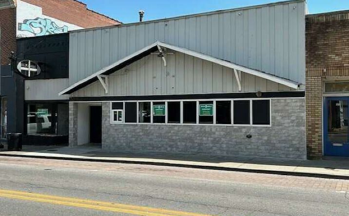 Pictures of Retail property located at 731 Broadway St, Cape Girardeau, MO 63701 for lease - image #1