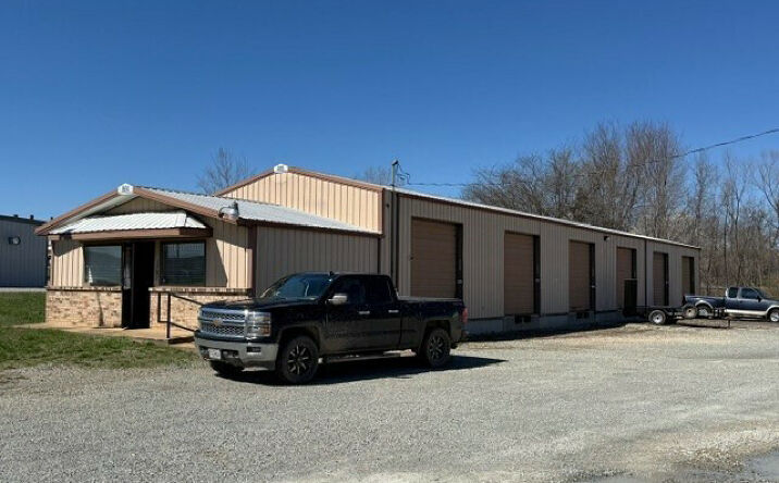 Pictures of Industrial property located at 1707 Doubet Rd, Farmington, MO 63640 for lease - image #1