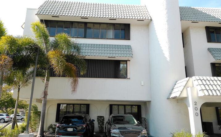 Pictures of Office property located at 200 W Palmetto Park Road, Boca Raton, FL 33432 for lease - image #1