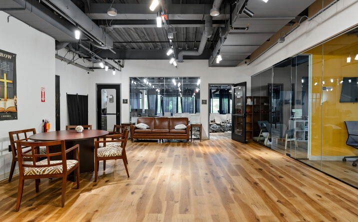 Pictures of Office property located at 5350 Shawnee Rd, Alexandria, VA 22312 for lease - image #1