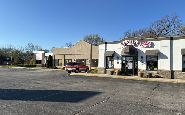 Pictures of Retail, Office property located at 2515 Old U.S. 20, Elkhart, IN 46516 for lease - image #1
