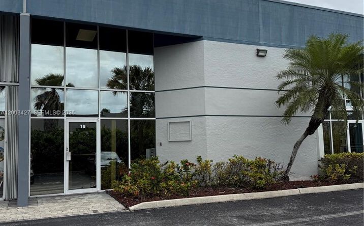 Pictures of Office property located at 16155 SW 117th Ave # B18, Miami, FL 33177 for lease - image #1